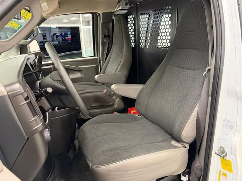 Used 2023 Chevrolet Express 2500 Work Van w/ Driver Convenience Package image 16