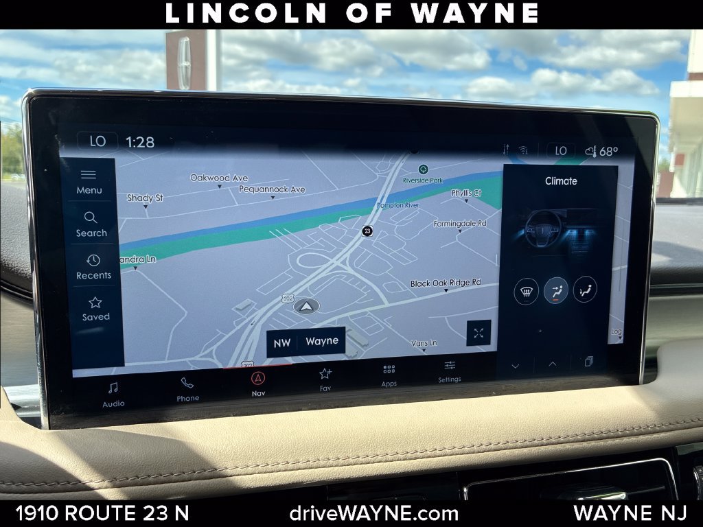 Certified 2023 Lincoln Nautilus AWD w/ Premium Package image 19