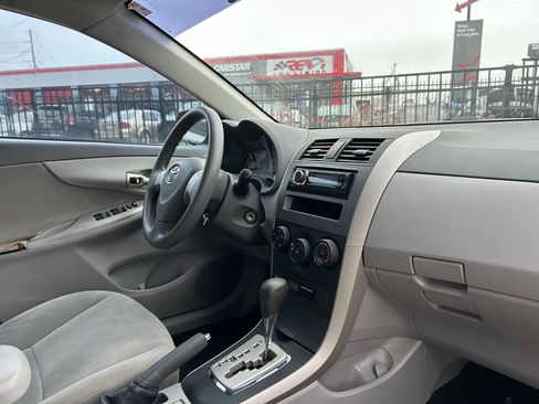Used 2010 Toyota Corolla LE image 14