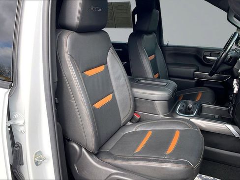 Used 2022 GMC Sierra 2500 AT4 w/ Gooseneck/5TH Wheel Package image 7