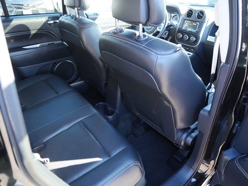 Used 2017 Jeep Compass High Altitude image 25