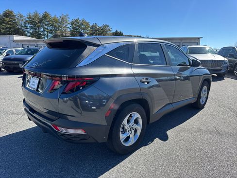 Certified 2023 Hyundai Tucson SE image 5