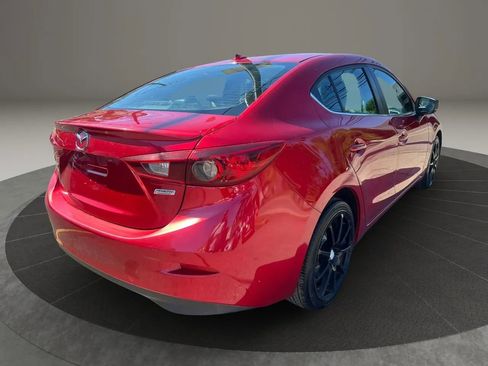 Used 2017 MAZDA MAZDA3 Touring w/ Popular Equipment Package FWD image 5