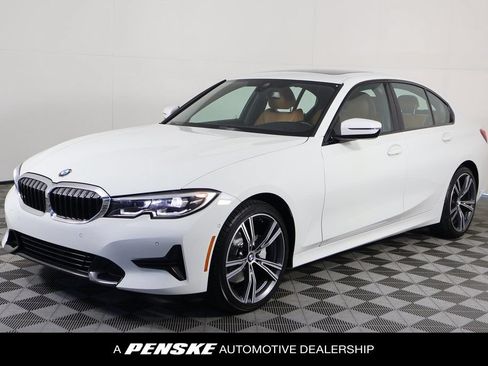 Used 2022 BMW 330i Sedan w/ Driving Assistance Package RWD image 1