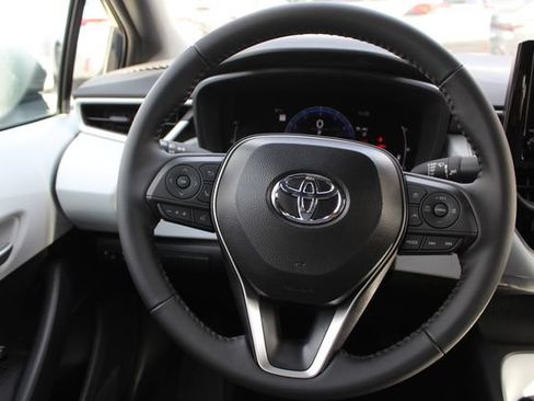 Certified 2026 Toyota Corolla SE FWD image 35