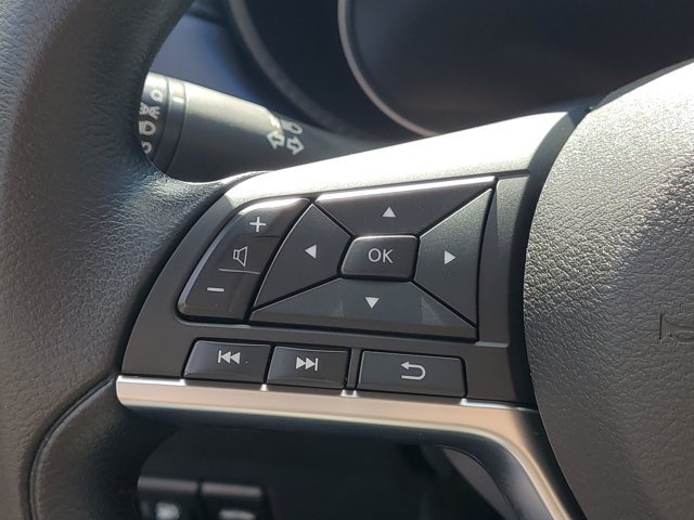 Certified 2024 Nissan Versa SV FWD image 8