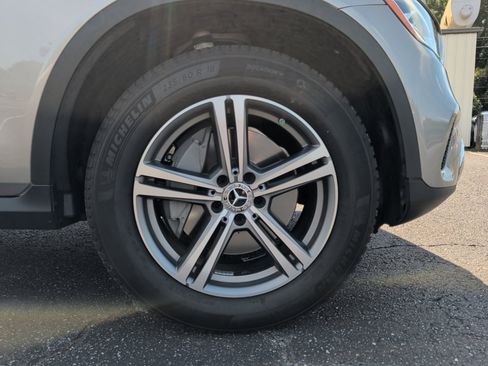 Used 2020 Mercedes-Benz GLC 300 4MATIC image 29