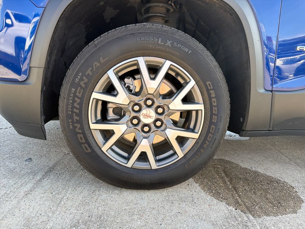 Certified 2023 GMC Acadia SLE w/ Driver Convenience Package FWD image 28