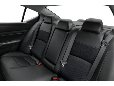 Used 2020 Nissan Altima 2.5 SR w/ Premium Package FWD image 16