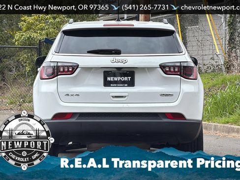 Used 2023 Jeep Compass Latitude AWD/4WD image 5