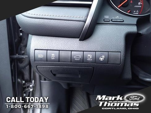 Used 2022 Toyota Camry XSE image 10