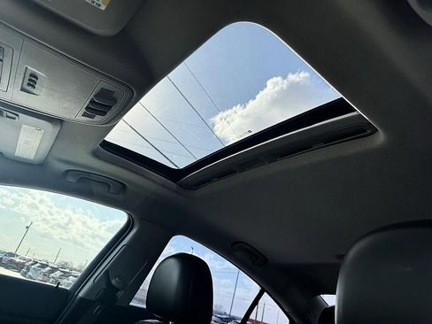 Used 2012 Buick Regal GS image 11