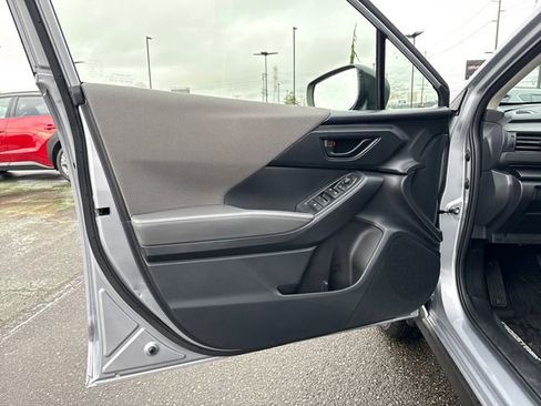 Used 2024 Subaru Crosstrek 2.0i Premium image 16