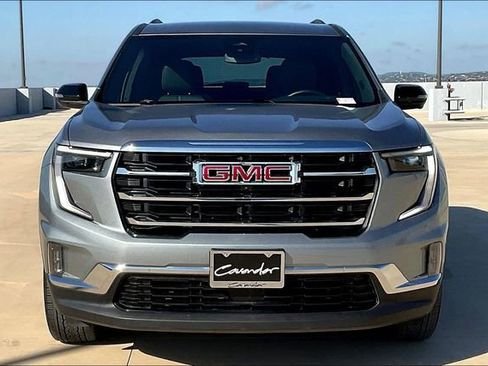 Used 2024 GMC Acadia Elevation image 3