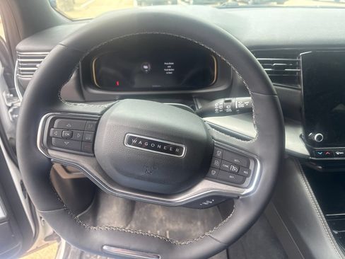 Used 2024 Jeep Wagoneer Series II AWD/4WD image 13