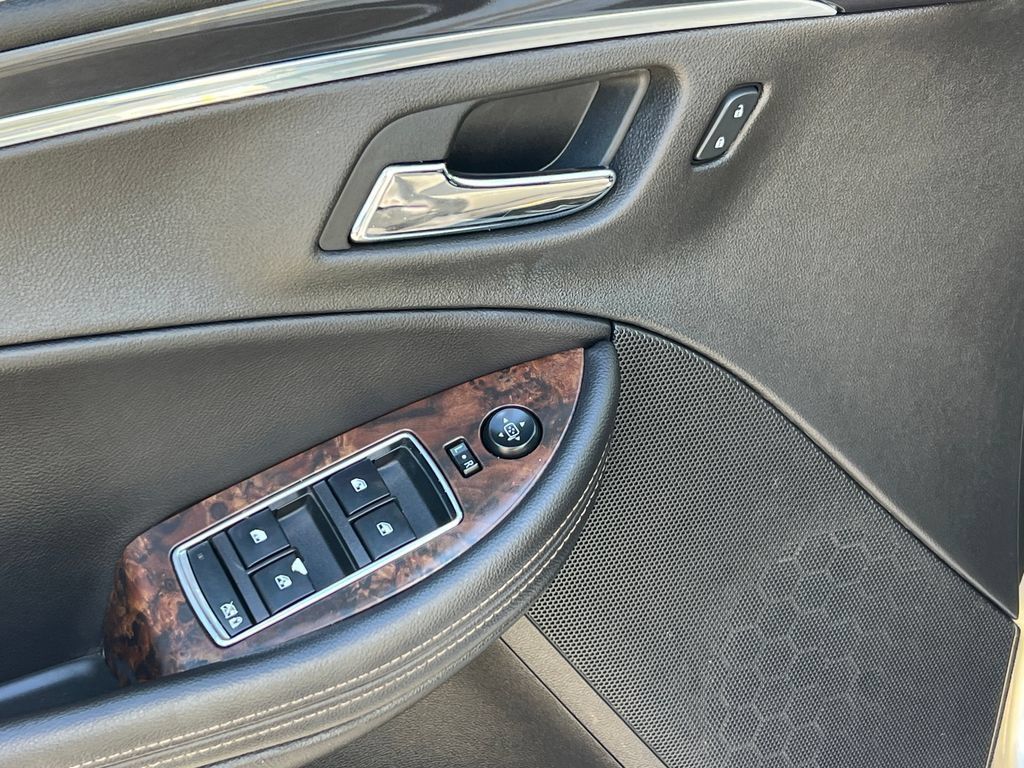 Used 2015 Chevrolet Impala LT w/ Convenience Package FWD image 6