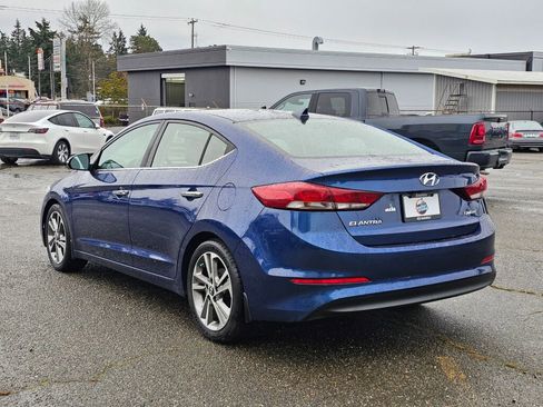 Used 2017 Hyundai Elantra Limited image 5
