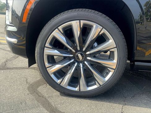 New 2026 Cadillac Escalade Luxury w/ Touring Package image 13