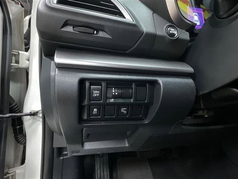 Used 2018 Subaru Crosstrek 2.0i Limited image 18