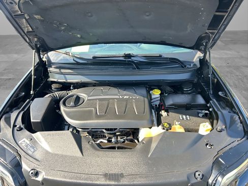 Used 2019 Jeep Cherokee High Altitude image 27