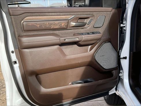 Used 2025 RAM 1500 Limited w/ Trailer Tow Group image 20