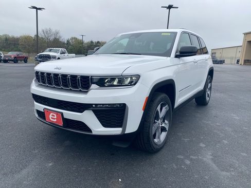 New 2026 Jeep Grand Cherokee Limited image 3