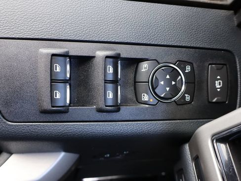 Used 2022 Ford F350 Lariat w/ Lariat Ultimate Package AWD/4WD image 22
