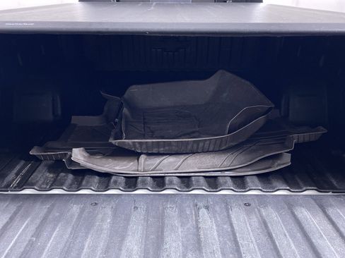 Used 2019 Chevrolet Silverado 1500 LTZ w/ LTZ Premium Package image 16