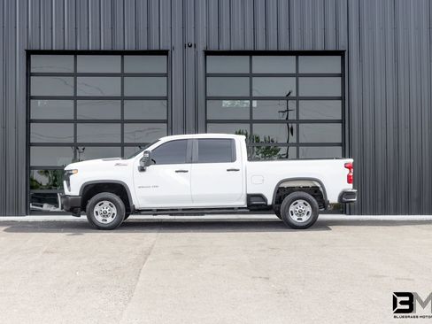 Used 2022 Chevrolet Silverado 2500 W/T w/ WT Convenience Package AWD/4WD image 1