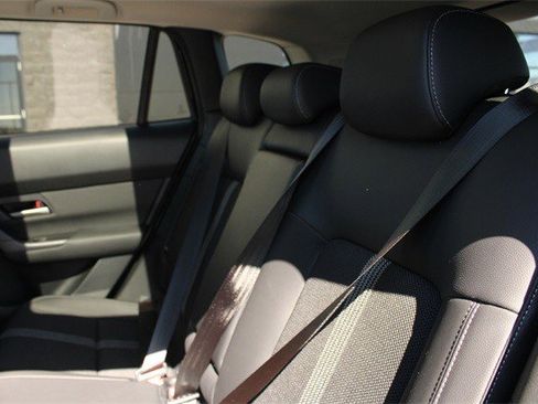 Certified 2025 MAZDA CX-50 AWD 2.5 S w/ Premium Package image 39