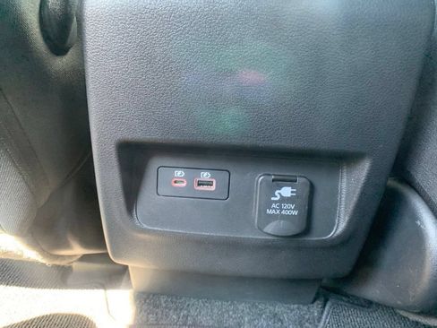 Used 2023 Nissan Frontier PRO-4X w/ Pro Convenience Package AWD/4WD image 28