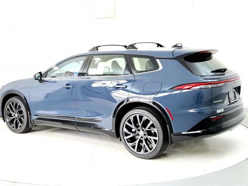 New 2026 Toyota Crown Signia image 4