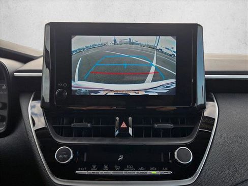 Used 2025 Toyota Corolla LE image 14