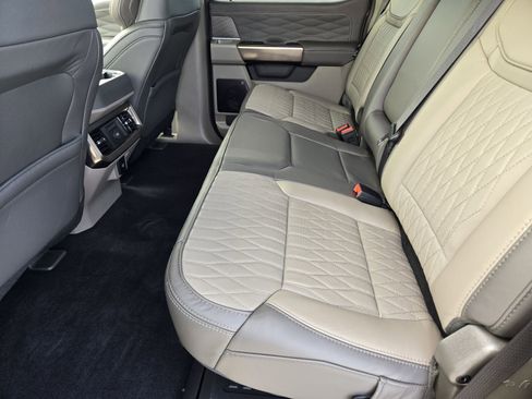 New 2026 Ford F450 Platinum w/ Platinum Plus Package image 29