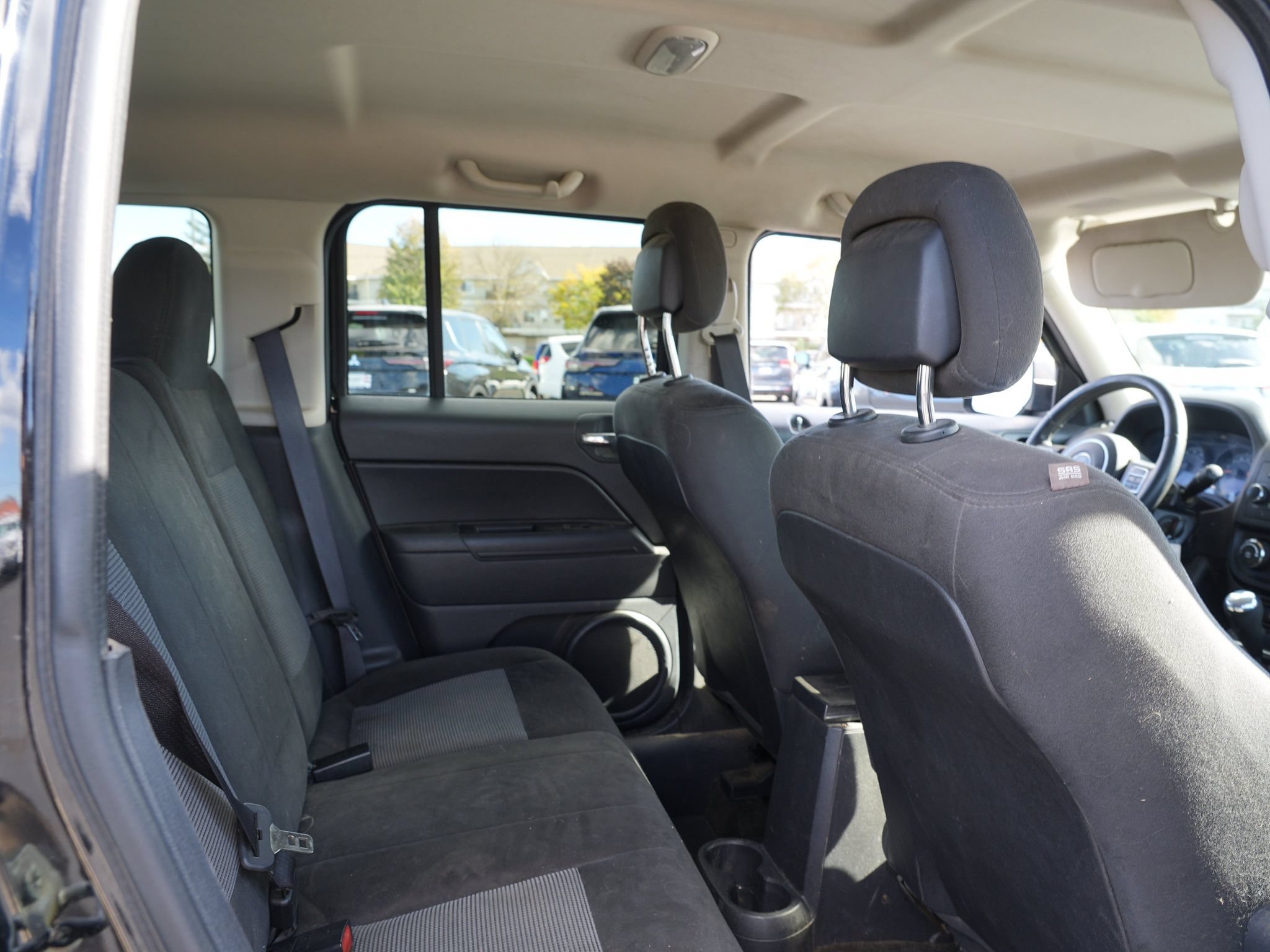 Used 2016 Jeep Patriot Latitude FWD image 24