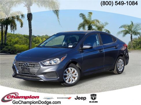 Used 2018 Hyundai Accent SE image 1
