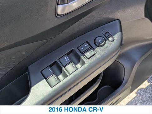 Used 2016 Honda CR-V LX image 13