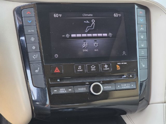 Used 2020 INFINITI QX50 Luxe w/ Navigation Package FWD image 11