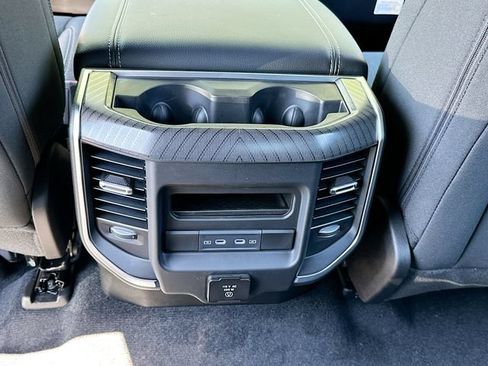 New 2026 RAM 1500 Big Horn AWD/4WD image 28