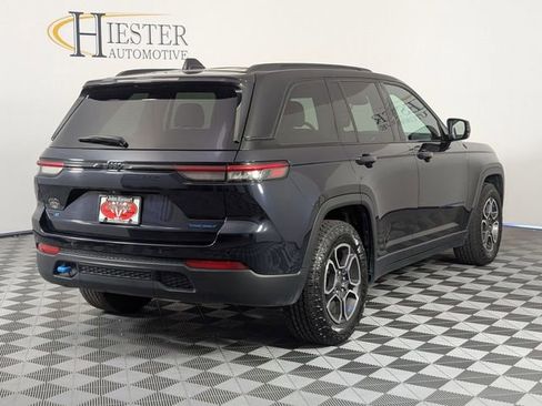 Used 2024 Jeep Grand Cherokee Trailhawk AWD/4WD image 7
