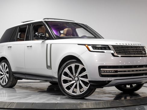 Used 2023 Land Rover Range Rover Autobiography image 49