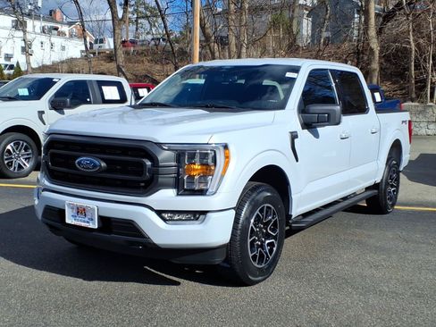 Certified 2022 Ford F150 XLT w/ Equipment Group 302A High AWD/4WD image 4