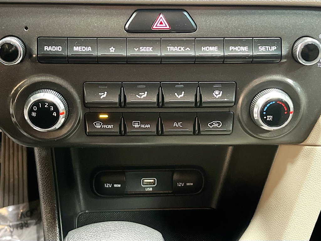 Used 2022 Kia Sportage LX AWD/4WD image 15