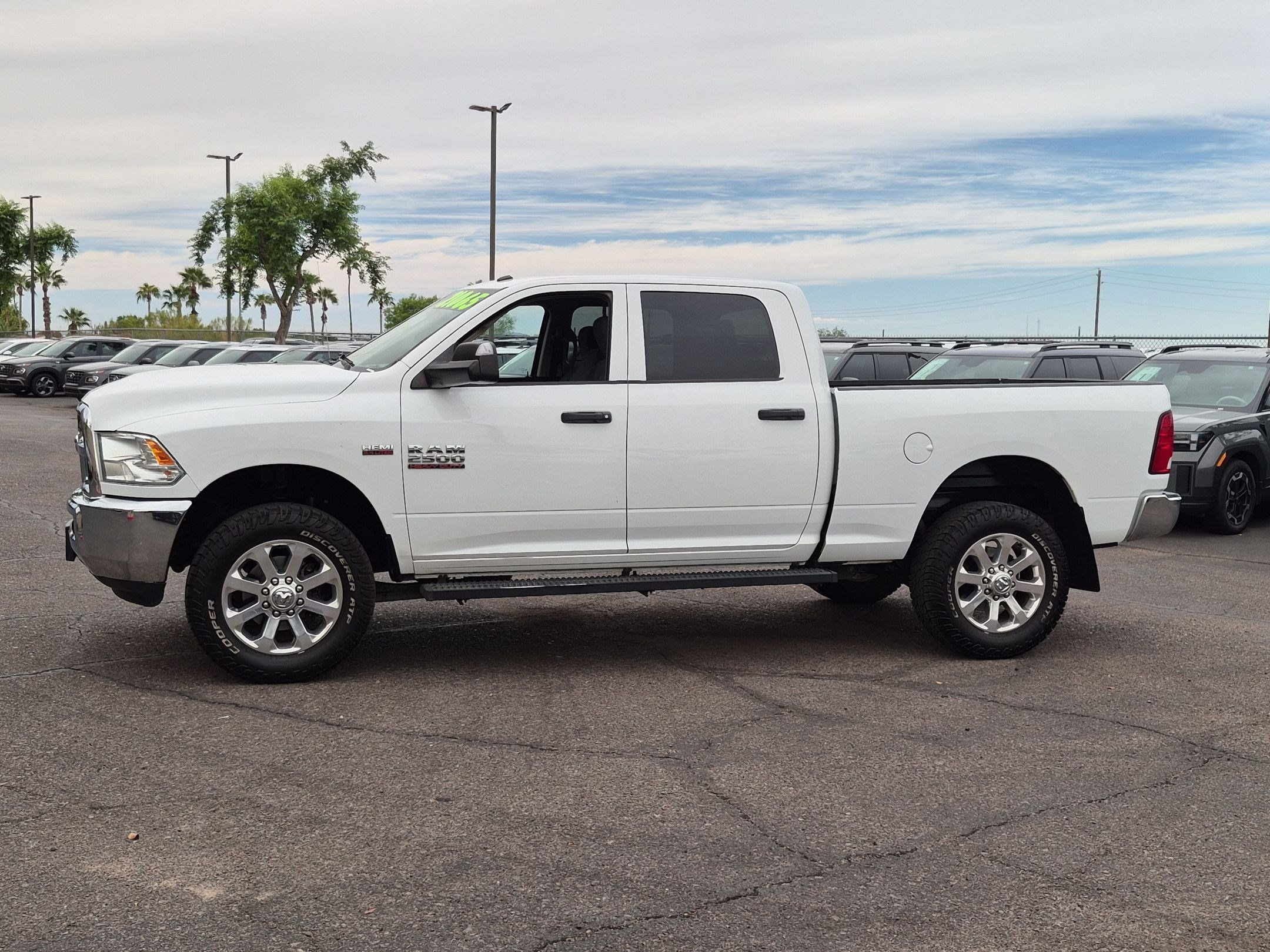 Used 2018 RAM 2500 Tradesman w/ Chrome Appearance Group AWD/4WD image 7