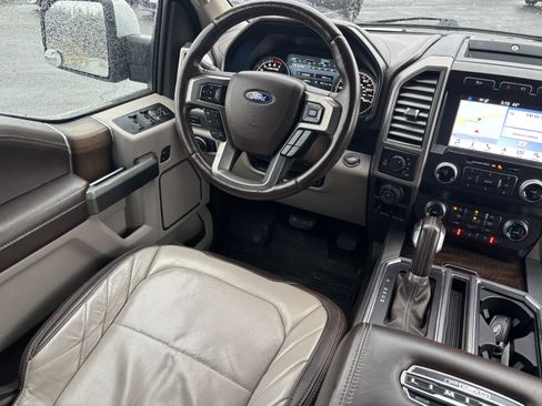 Used 2019 Ford F150 Limited image 20