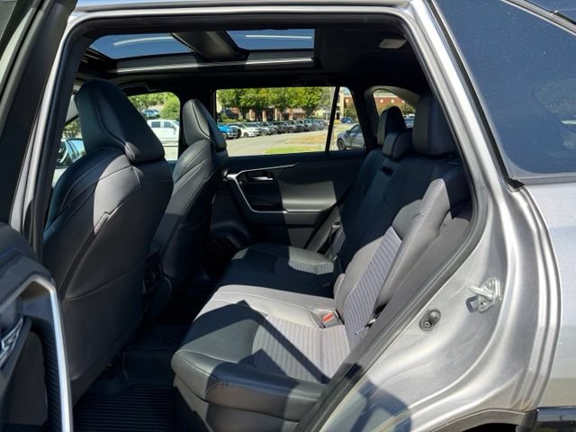 Used 2024 Toyota RAV4 XSE AWD/4WD image 28