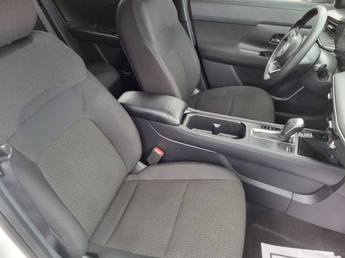 Certified 2025 Nissan Kicks S AWD/4WD image 14