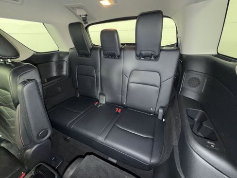 Used 2023 Nissan Pathfinder Platinum image 26