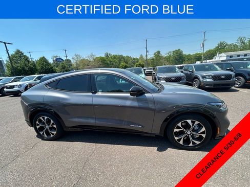 Certified 2023 Ford Mustang Mach-E Premium AWD/4WD image 4