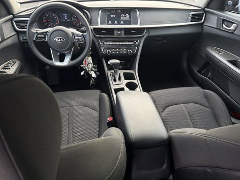 Used 2019 Kia Optima LX image 11